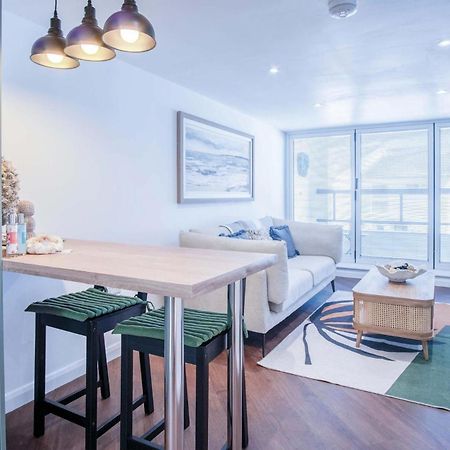 25 Captains Walk - 1 Bedroom Apartment - Saundersfoot Eksteriør bilde